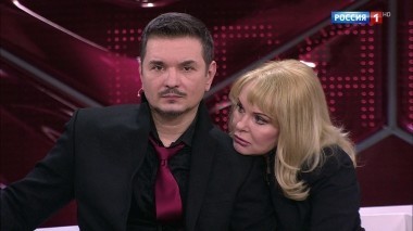 Вдова Евстигнеева родит молодому возлюбленному двойню