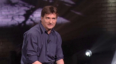Юрий Бутусов