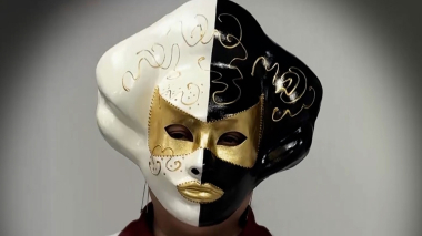 Внутри секты: Маска откровений