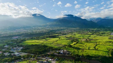 На другом конце света