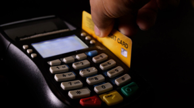 Прямой эфир. Ритуальный аферист